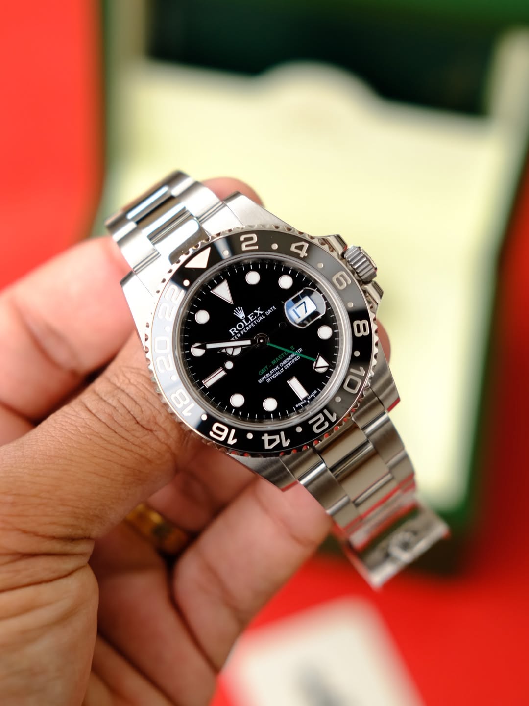 RELÓGIO ESTILO GMT MASTER II “BRUCE WAYNE”